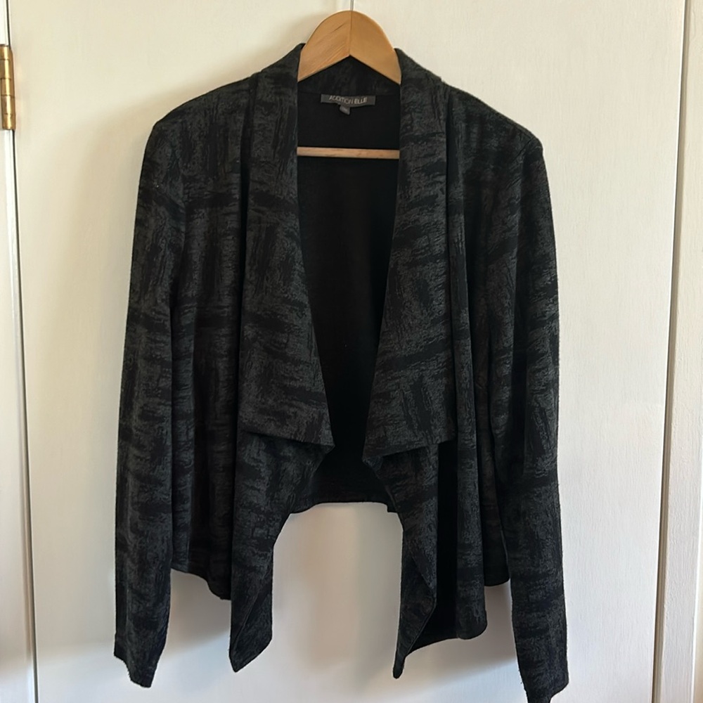 Addition Elle VGUC black and grey design open cardigan, longer waterfall front